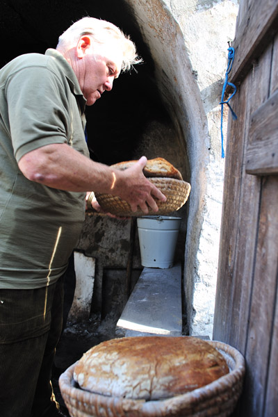 0500156 Über 300Jahre alter Brotofen in Pottenstein